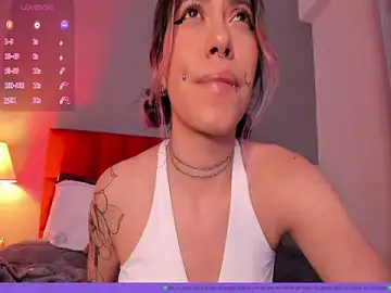 Stripchat Watch Live Sex Cams of Violetta_Nur