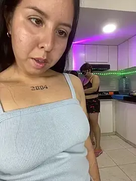 Stripchat Live Sex of royalgirls_x
