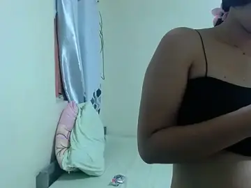Stripchat Live Sex of Creamy_Krissy