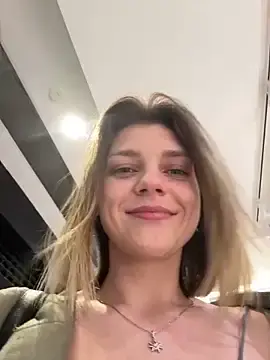 Stripchat Live Sex Cam of ValenciaShock