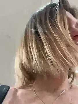 Stripchat Free Porn Cam of ValenciaShock