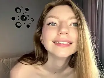 Stripchat Watch Live Sex Cams of Auroralgnis