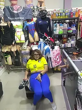 Stripchat Sex Cam of ROSALIASSHOP