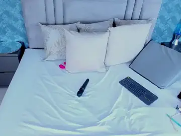 Stripchat Watch Live Sex Cams of NiiaMoore