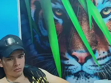 Stripchat Free Live Porn of DEIBY_BABY