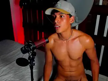 Stripchat Watch Live Sex Cams of Alex_Laurent
