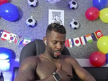 Stripchat Nude Webcam of Mark_Vega