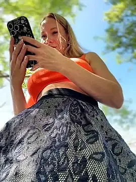 Stripchat Adult Webcams of LavenderHot