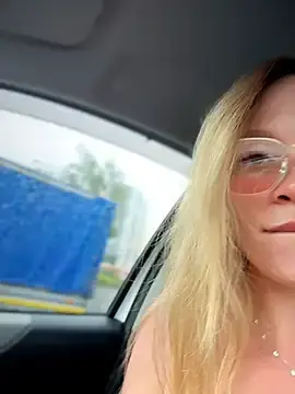 Stripchat Live Sex of LavenderHot