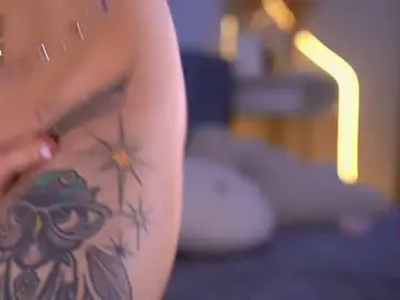 Stripchat Watch Live Sex Cams of LittleMix_