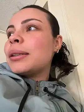 Stripchat Watch Live Sex Cams of Megan_05_