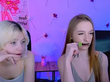Stripchat Live Sex Cam of doll_vey