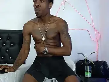 Stripchat Free Porn Cam of Damian_hart_24CM