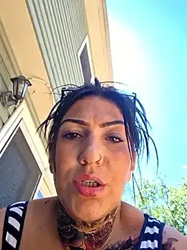 Stripchat Sex Chat of LittleMissEeve
