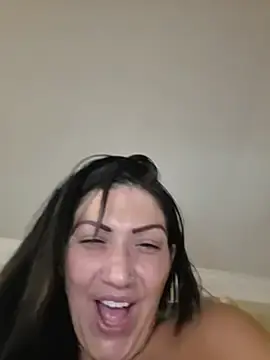 Stripchat Adult Webcam of LittleMissEeve