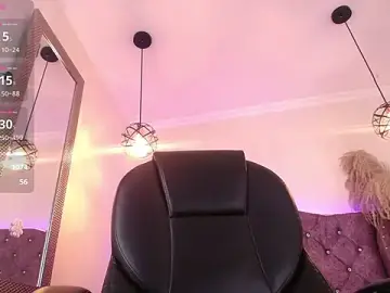 Stripchat Free Porn Cam of Amara_Davis1