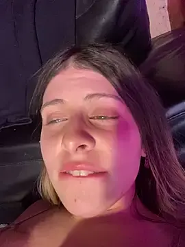Stripchat Watch Live Sex Cams of FlorBich