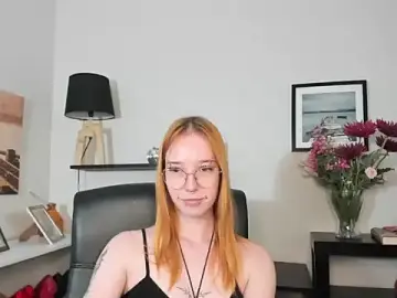 Stripchat Adult Webcam of foxSonya