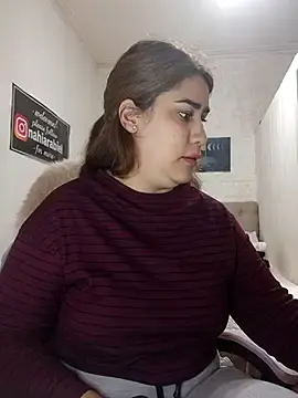 Stripchat Adult Webcams of nahiarabiel33