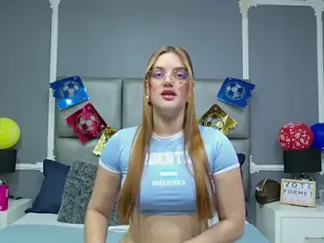 Stripchat Sex Cam of HaileyTims