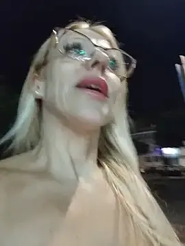 Stripchat Best Webcam of Manuerlaruby