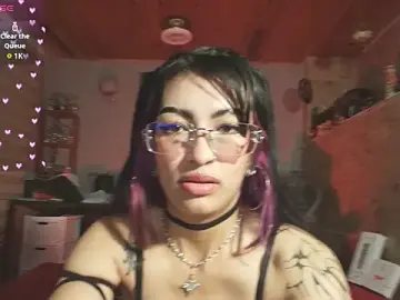Stripchat Live Porn of mia_devine_