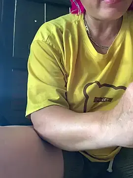 Stripchat Adult Webcam of Laddy-su