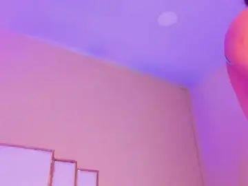 Stripchat Free Porn Cam of Rosalinda_77