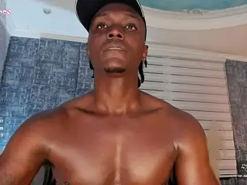 Stripchat Watch Live Sex Cams of DannSmmith