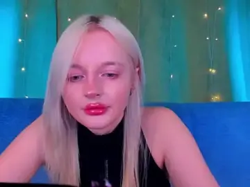 Stripchat Sex Cam of AlessaKiss