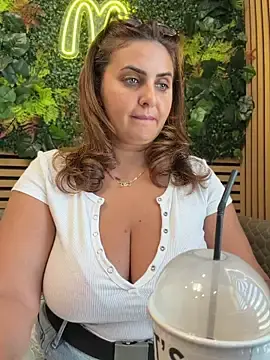 Stripchat Watch Live Sex Cams of AnneKane