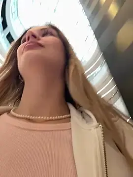 Stripchat Best live sex cam show of blonde_exe