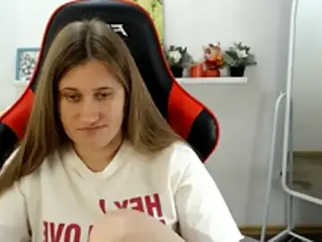Stripchat Free Porn Cam of Lucky_Lana