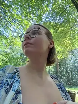 Stripchat Nude Webcam of LucyFoxLulu