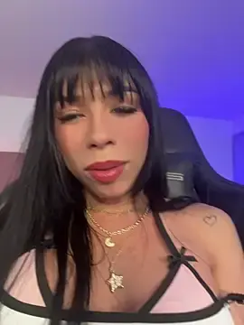 Stripchat Sex Cam of Marily_Daniela_