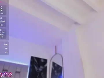 Stripchat Live Sex Cam of candy_tina