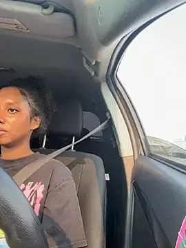 Stripchat Live Sex Cam of Your_Paris
