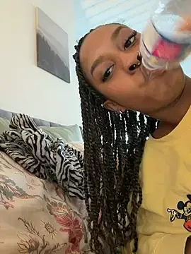 Stripchat Watch Live Sex Cams of Your_Paris