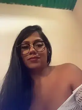 Stripchat Free Porn Cam of shaylin_brooke1