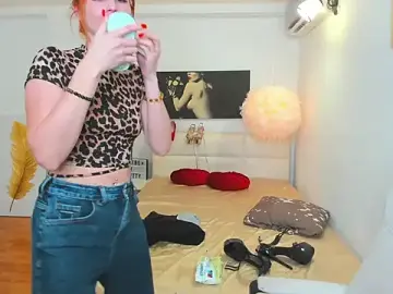 Stripchat Free Porn Cam of Red_Fairy_