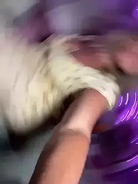 Stripchat Free Porn Cam of TrenaAnne