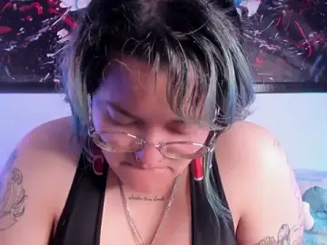 Stripchat Free Live Porn of lucky-leah