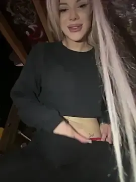 Stripchat Live Sex of AlyssaFoxx_