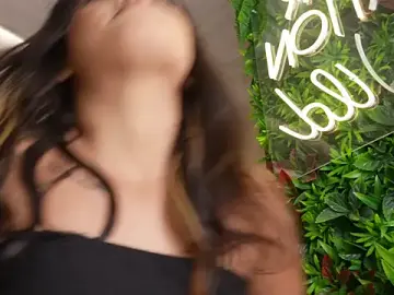 Stripchat Live Sex of Mia_Rosalie