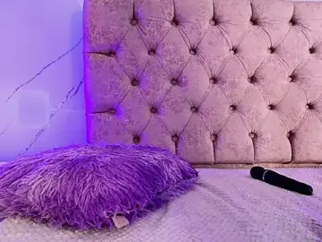 Stripchat Best live sex cam show of Julianaa_Castro_