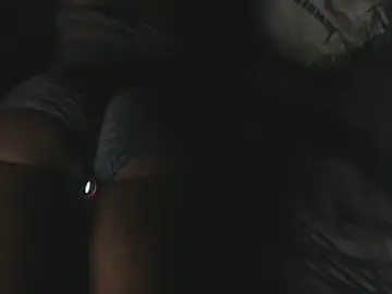 Stripchat Sex Cam of SashaBrianna99