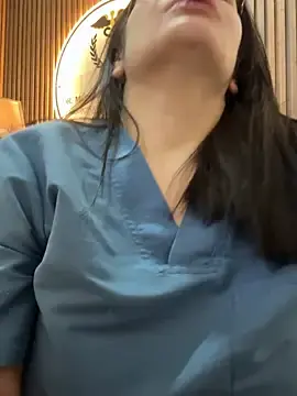 Stripchat Free Porn Cam of Dr_Nathalia_28