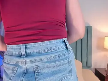 Stripchat Live Porn of Emilywatsonn