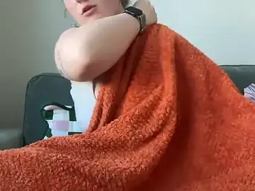 Stripchat Adult Webcam of lilsbabyxo