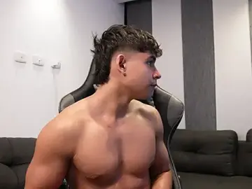 Stripchat Free Live Porn of Bray_Kevin